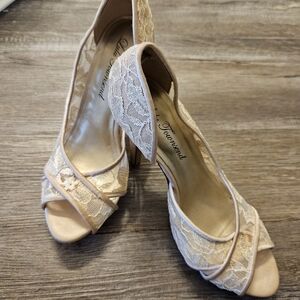 David Tate Cream Lace Peep-Toe Heels